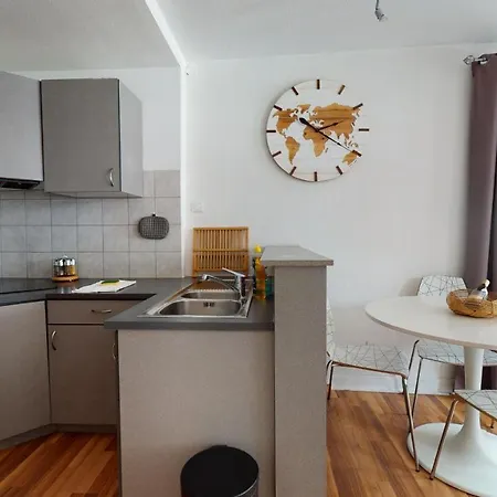 Petite Venise Centre Historique Apartment *